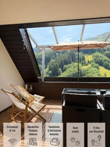 Ferienwohnung mit Ausblick Dachterrasse ideal für Paare und Hund direkt am Wanderweg 15 min zum Wasserfall und Hängebrücke in Todtnau, Deutschland