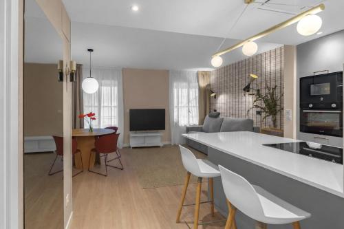 Monthly Triunfo 3 APT by Sweet Home San Sebastian Rentals