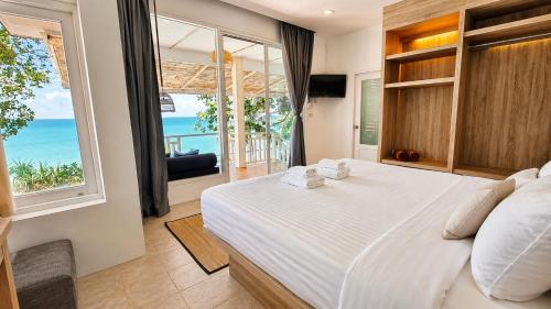 Moonlight Bay Resort Room Type - Deluxe Villa