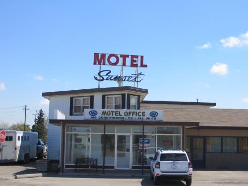 . Sunset Motel