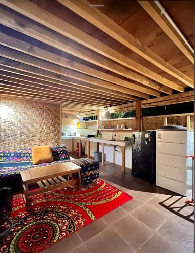 J home stay in Beru