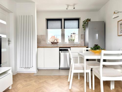 Mieszkanie Duo - ACCO RENT - image 2