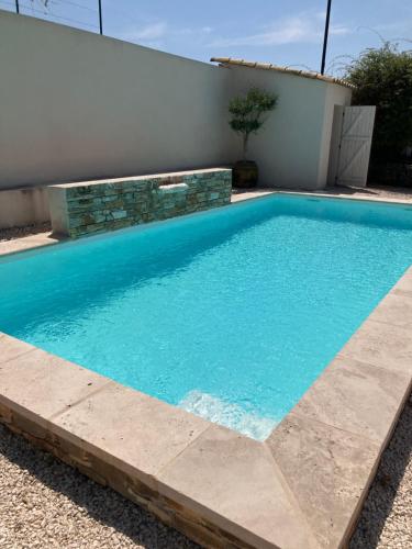 Chambre 2 piscine in Gignac