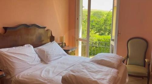 2 twin beds