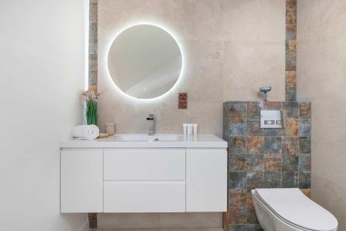 Przytulny Apartament Blisko Nadmorskich Atrakcji by Noclegi Renters - image 5