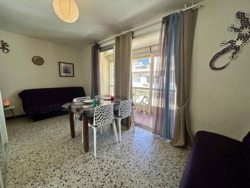 CR150-009 Studio - 4 Couchages- CANET EN ROUSSILLON