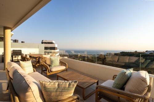 DUPLEX PH Sea Views-Med Blue by Time and Home