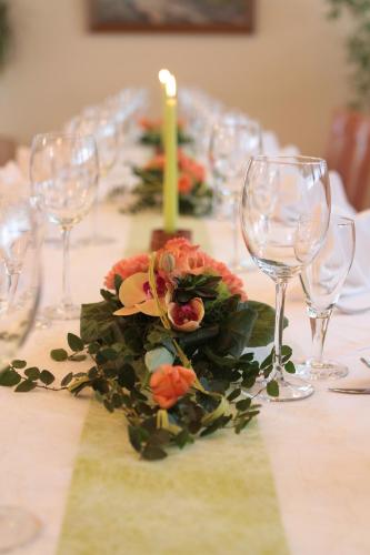 Hotel Restaurant Zwergschlösschen - image 2