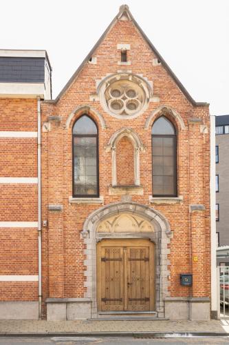 Unique renovated chapel, Tamise