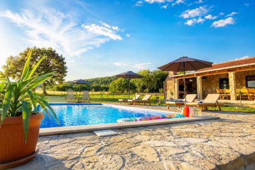 Hotelli välisilme, Villa MaLea in Humac
