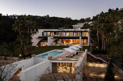 Villa Futura Spectacular Luxury Designer Villa