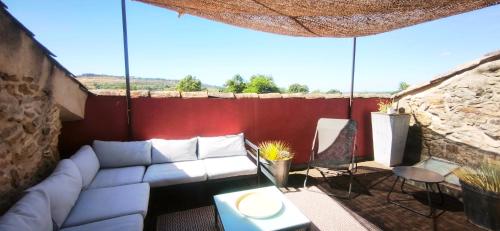 Appartement climatisé avec belle terrasse à 10 min d'Uzès (Appartement climatise avec belle terrasse a 10 min d'Uzes) in Vallabrix