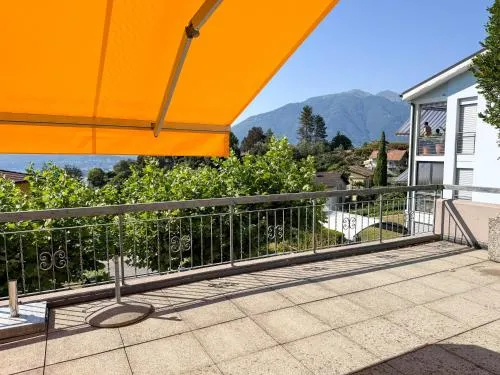 Res Roncaccio, Cancro by HolAp SA in Vairano, Schweiz