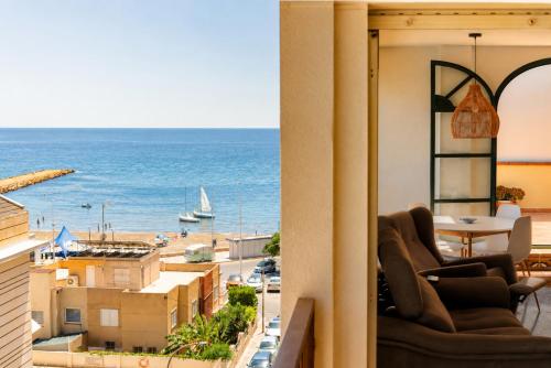 Gran terraza con vistas al mar