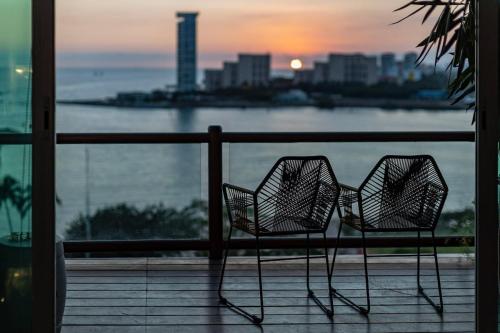 Cruise view Condo Best Location