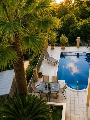 Mijas villa with pool, jacuzzi & views