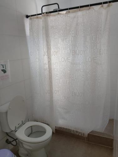 화장실, Alojamiento en Mendoza Guaymallén, Colonia Segovia Barrio privado (Alojamiento en Mendoza Guaymallen, Colonia Segovia Barrio privado) in 비야 누에바