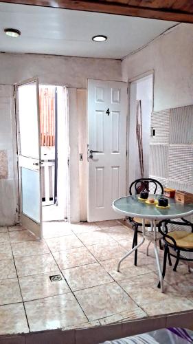 Che Lolita house 4 in Floresta