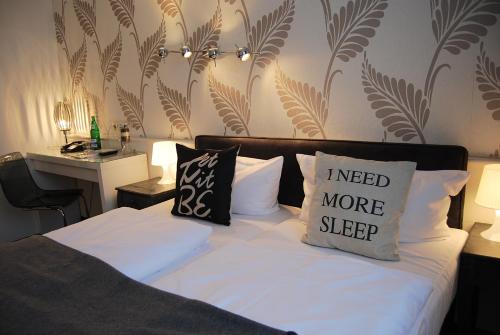 โรงแรมโครเนอ อาเชิน (Hotel Krone Aachen) in อาเคน