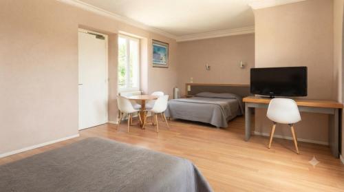Hôtel Au Val De Saône PARKING GRATUIT Hotel de charme Fontaines-Saint-Martin