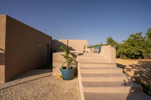 Bassein, Country Retreat & Private Pool by Quinta da Alfarrobeira in Estoi