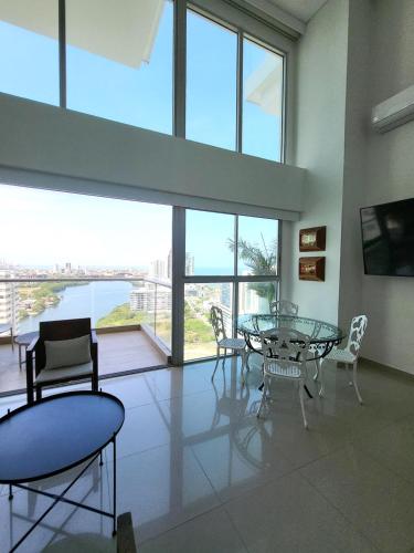 Duplex con Vista Atardecer Mágico en el Mar Caribe