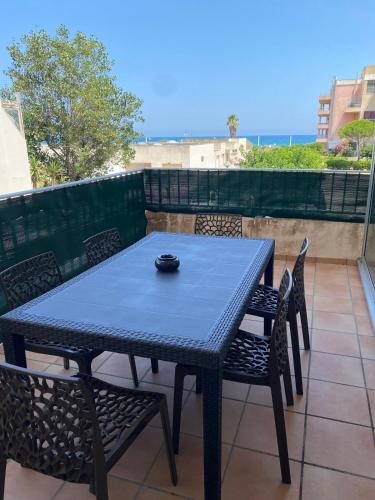Appartement 50m de la mer, 2 chambres