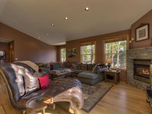 Spacious Family Retreat at Lake Tahoe near Northstar in Tahoe Vista (CA)