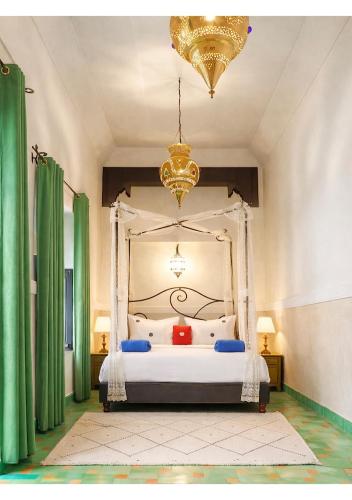 Riad ABBASSIA Marrakech - Heritage & Authentic Medina Experience