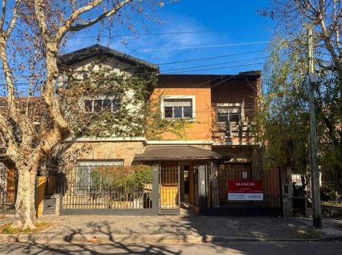 A szálláshely kívülről, Casa pax 9, cerca de Tecnópolis - 4 Dormitorios, Parking y Totalmente Equipada (Casa pax 9, cerca de Tecnopolis - 4 Dormitorios, Parking y Totalmente Equipada) in Villa Ballester