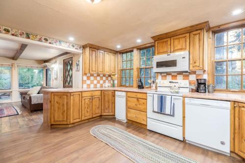 Cabin on Big Cottonwood River in Snowbird Lodge (UT)