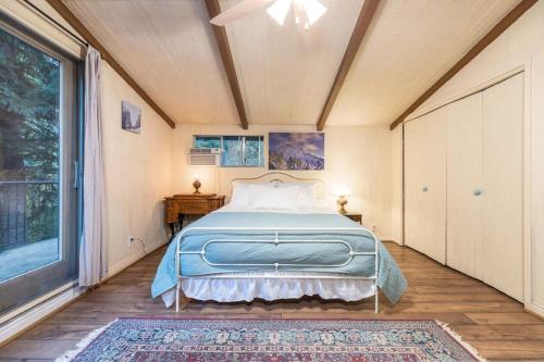 Cabin on Big Cottonwood River in Snowbird Lodge (UT)