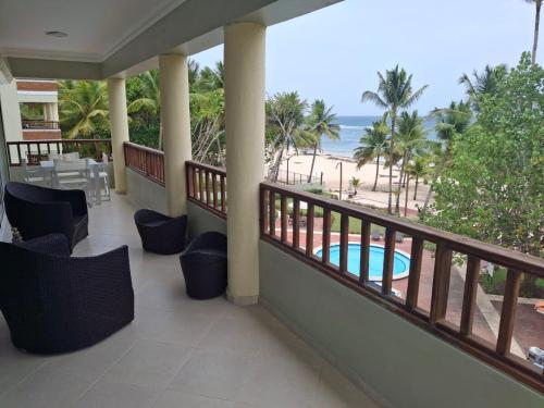 Oceanfront on the Caribbean Sea, Playa Juan Dolio, Dominican Republic -Apatamentos de 2 y 3 habitaci in Juan Dolio