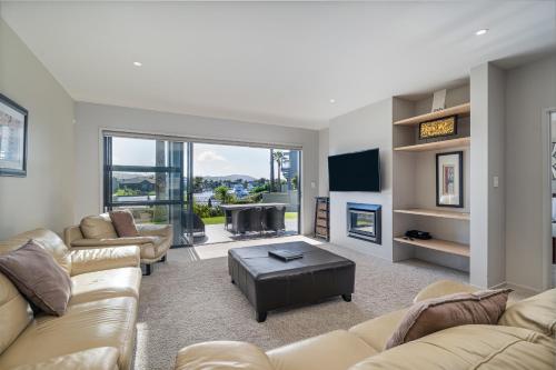 Sovereign Pier on the Waterways in Whitianga