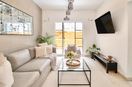 Casa Corazón, 5BR Oasis in La Condesa