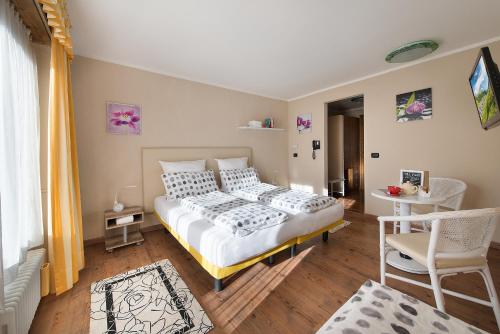 Hotel Margherita Room Type - Comfort Triple Room Hotel Margherita Room Type - Comfort Triple Room