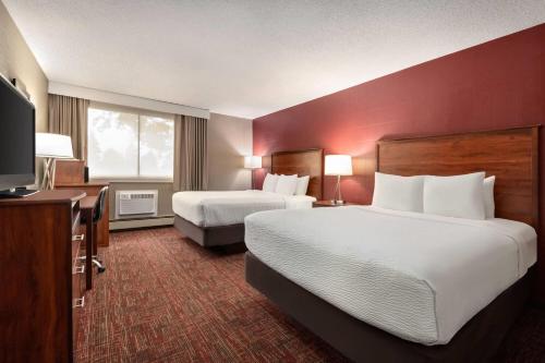 Ramada by Wyndham Grand Forks in Grand Forks (ND)