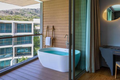 Wyndham Grand Nai Harn Beach Phuket in Phuket