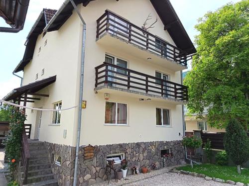 . Casa Doi Crai