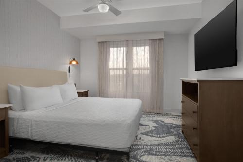 2 bedrooms, 4 beds
