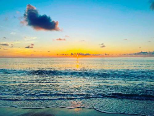 石垣島コテージAkeeesi365 LOG in Akaishi Beach