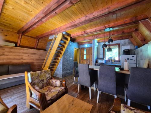 Vikendica Semešnica (Vikendica Semesnica) in Donji Vakuf