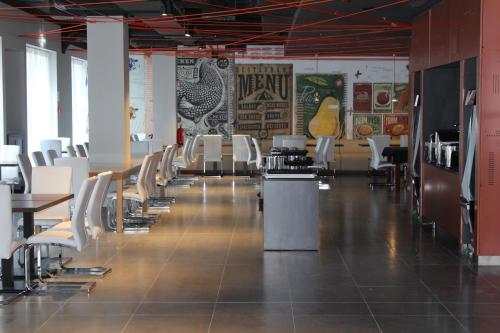 Star inn Lisbon Airport - image 12