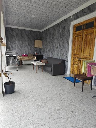 House Dea Dea in Chaisubani