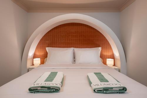 1 queen bed, 1 sofa bed