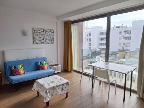 Loft moderno con balcón al lado de Las Canteras