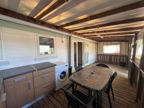 Mobilhome 4 personnes Camping municipal Castillonnès (Mobilhome 4 personnes Camping municipal Castillonnes) in Plaisance (Aquitaine)