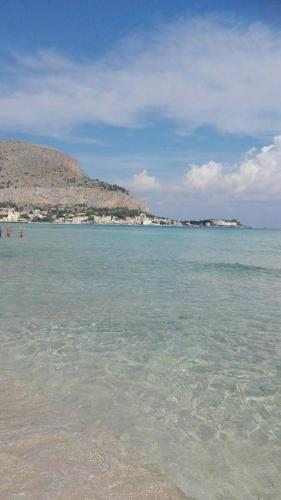 Mondello Felix - appartamenti in villa a 600m dal mare 2