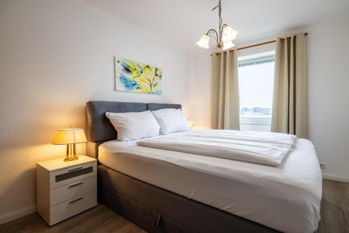 Exklusive Ferienwohnung am Südstrand mit Meerblick & Balkon Wohnung 10 in Wilhelmshaven, Deutschland