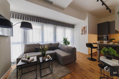 Maison Melo - Exclusive Downtown Stay Bari Center